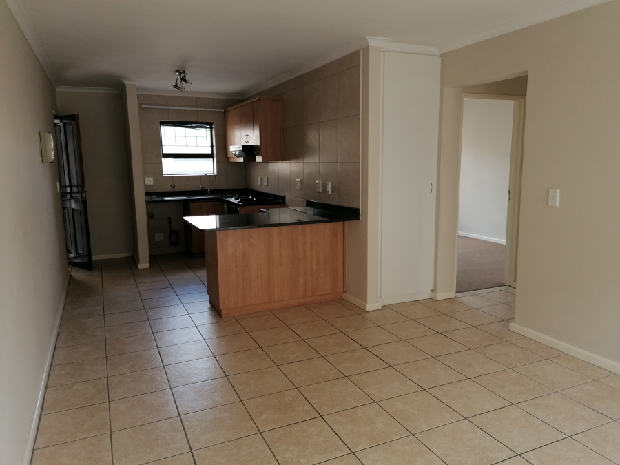 To Let 2 Bedroom Property for Rent in Sonstraal Heights Western Cape